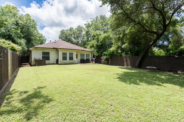 226 Foster Street, Tomball, TX 77375