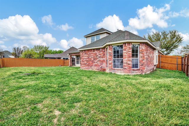8105 Sawgrass Lane, Rowlett, TX 75089