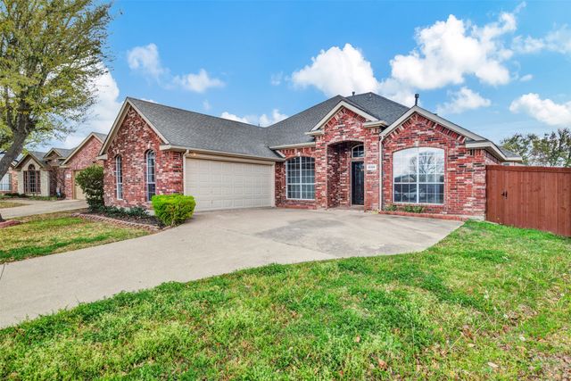 8105 Sawgrass Lane, Rowlett, TX 75089