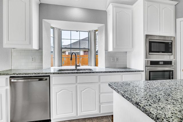 8105 Sawgrass Lane, Rowlett, TX 75089