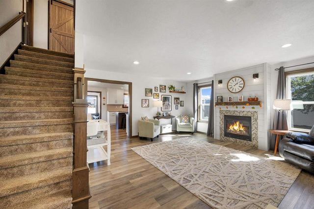 316 HIDDEN CREEK TRAIL, Green Bay, WI 54303
