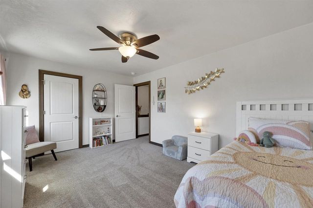 316 HIDDEN CREEK TRAIL, Green Bay, WI 54303