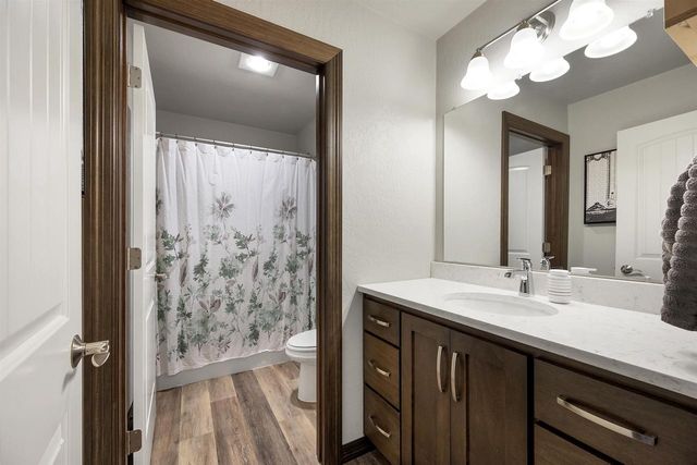 316 HIDDEN CREEK TRAIL, Green Bay, WI 54303