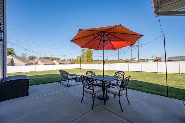 316 HIDDEN CREEK TRAIL, Green Bay, WI 54303