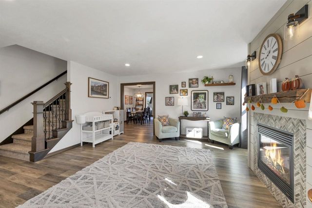 316 HIDDEN CREEK TRAIL, Green Bay, WI 54303