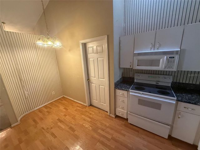 204 CHARDONNAY PLACE, Valrico, FL 33594