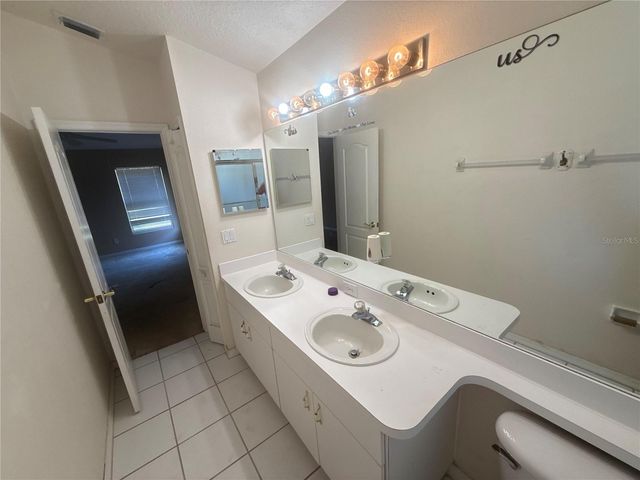 204 CHARDONNAY PLACE, Valrico, FL 33594