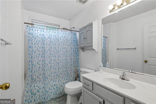 1545 Smoke Hill Drive NE, Hoschton, GA 30548