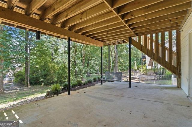 1545 Smoke Hill Drive NE, Hoschton, GA 30548