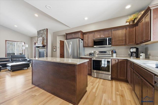 11867 ELK VIEW LOOP, Sturgis, SD 57785