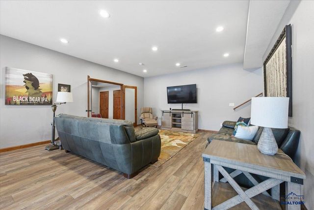 11867 ELK VIEW LOOP, Sturgis, SD 57785