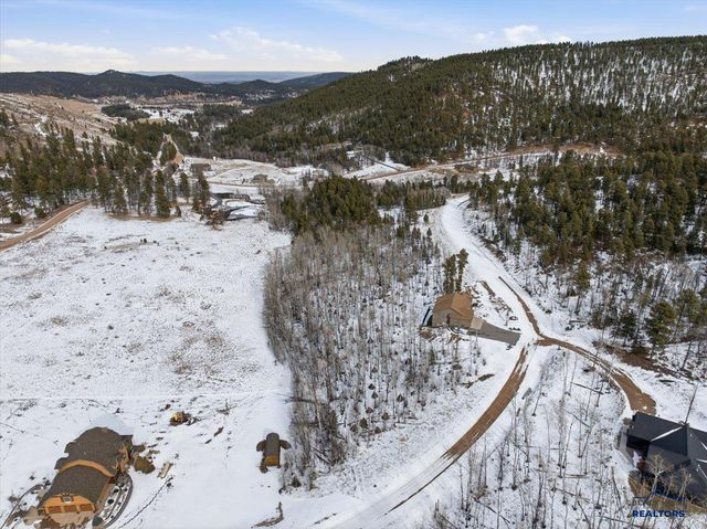 11867 ELK VIEW LOOP, Sturgis, SD 57785