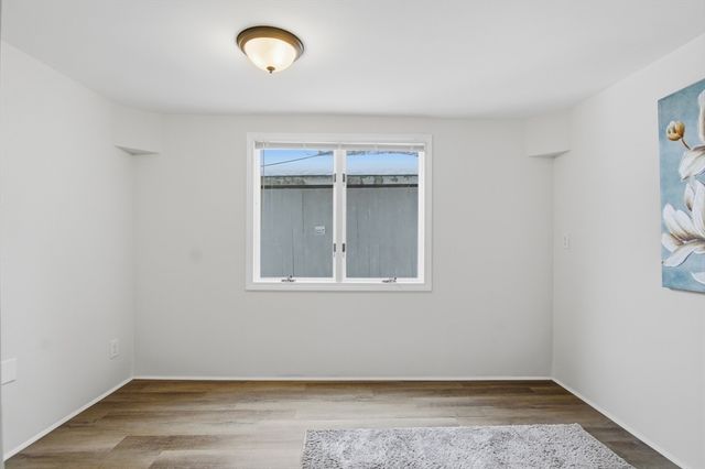 18 Maple Street 14, Pepperell, MA 01463