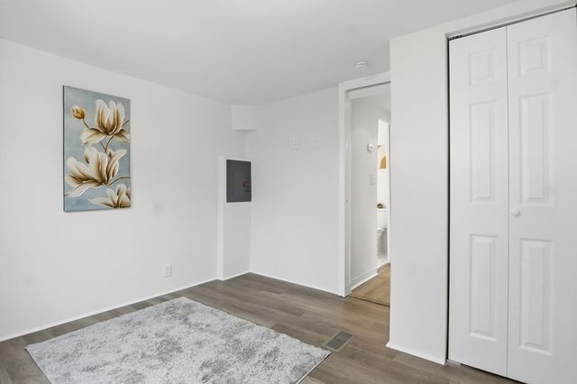 18 Maple Street 14, Pepperell, MA 01463