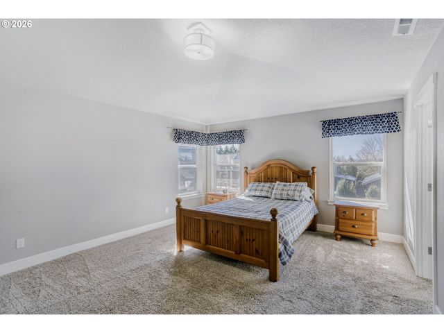 1335 Se 72ND Ave, Hillsboro, OR 97123