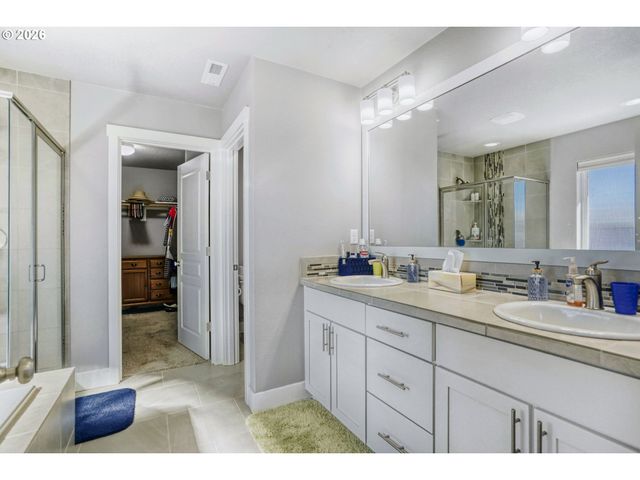 1335 Se 72ND Ave, Hillsboro, OR 97123