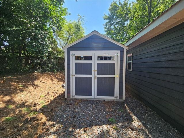 3293 Covington Highway, Avondale Estates, GA 30002
