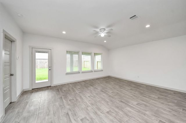 7803 Golden Rubia Lane, Rosharon, TX 77583
