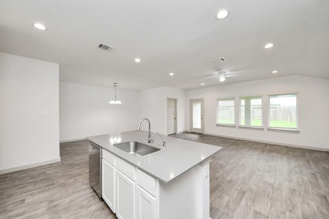 7803 Golden Rubia Lane, Rosharon, TX 77583