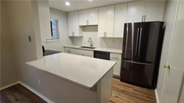 4159 Steck Ave 177, Austin, TX 78759