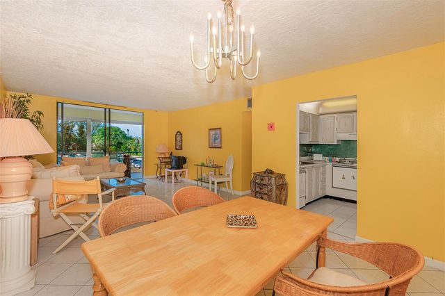 2861 Somerset Drive 317, Lauderdale Lakes, FL 33311