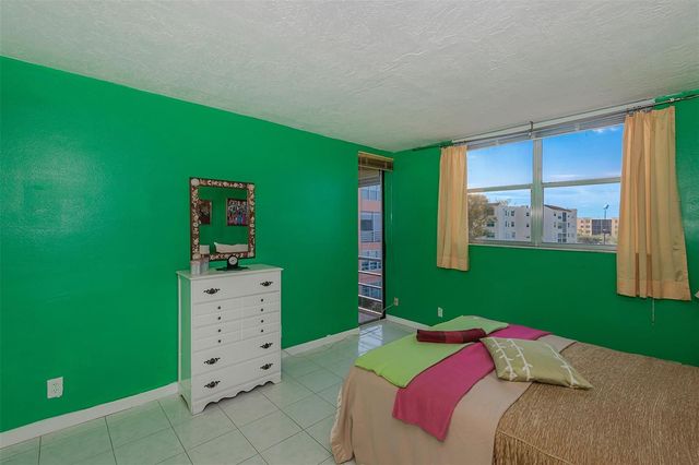 2861 Somerset Drive 317, Lauderdale Lakes, FL 33311