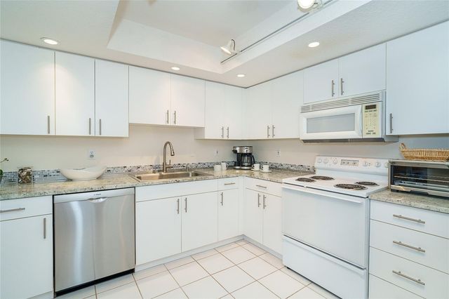2380 N BEACH ROAD 210, Englewood, FL 34223