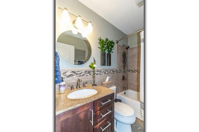 1406 LAWRENCE STREET, New London, WI 54961