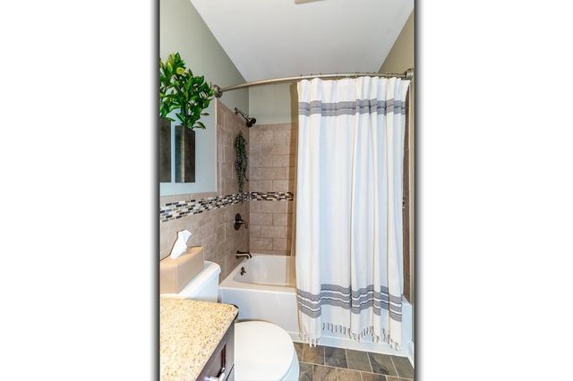 1406 LAWRENCE STREET, New London, WI 54961