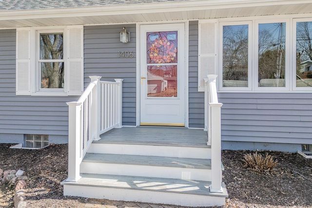 1406 LAWRENCE STREET, New London, WI 54961