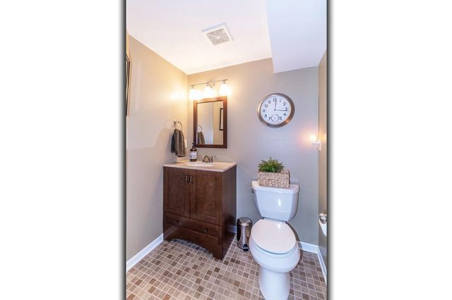 1406 LAWRENCE STREET, New London, WI 54961