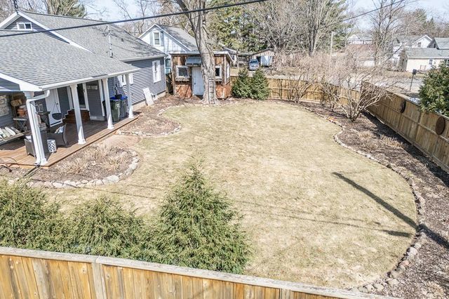 1406 LAWRENCE STREET, New London, WI 54961