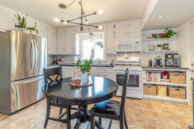 1406 LAWRENCE STREET, New London, WI 54961