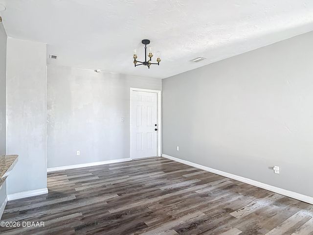 841 Hollywood Street, Daytona Beach, FL 32117