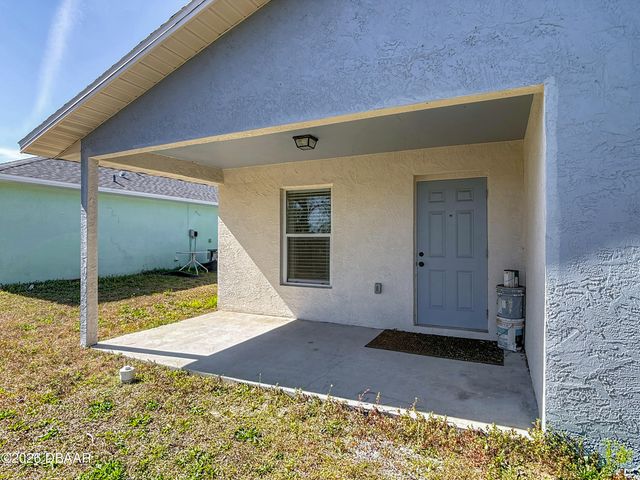 841 Hollywood Street, Daytona Beach, FL 32117