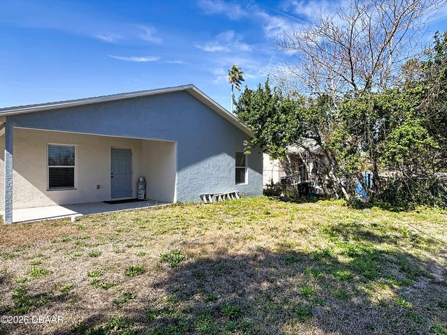 841 Hollywood Street, Daytona Beach, FL 32117