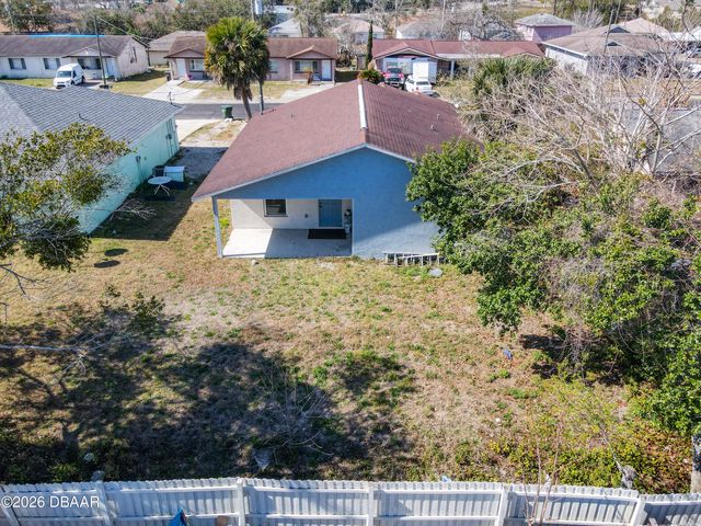 841 Hollywood Street, Daytona Beach, FL 32117