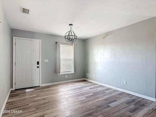 841 Hollywood Street, Daytona Beach, FL 32117