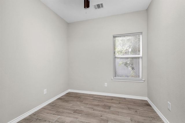 16706 E Hammon, Montgomery, TX 77316