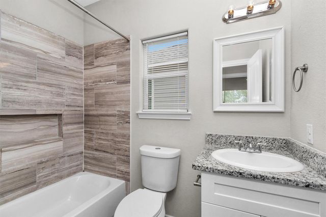 16706 E Hammon, Montgomery, TX 77316