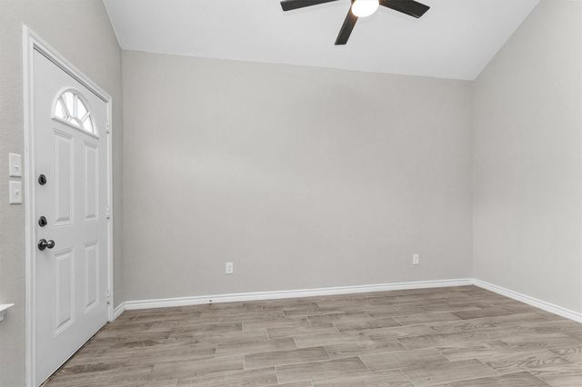 16706 E Hammon, Montgomery, TX 77316