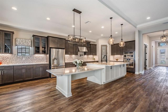 9206 ISABELLA CIRCLE, Parrish, FL 34219