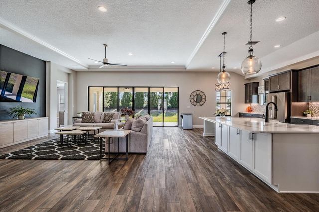 9206 ISABELLA CIRCLE, Parrish, FL 34219