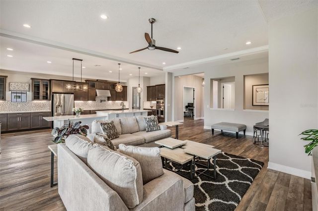 9206 ISABELLA CIRCLE, Parrish, FL 34219