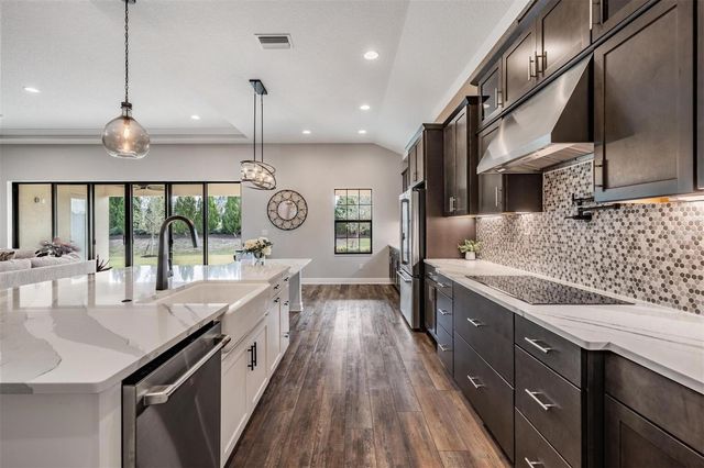 9206 ISABELLA CIRCLE, Parrish, FL 34219