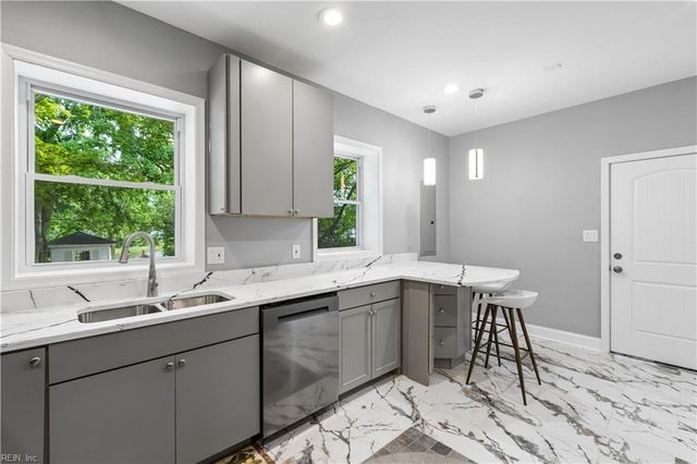116 Linden AVE, Hampton, VA 23669