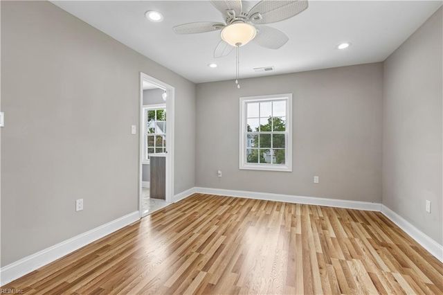 116 Linden AVE, Hampton, VA 23669