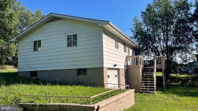 110 HAZELTON DR, Keyser, WV 26726