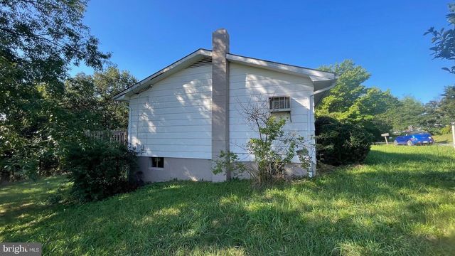 110 HAZELTON DR, Keyser, WV 26726