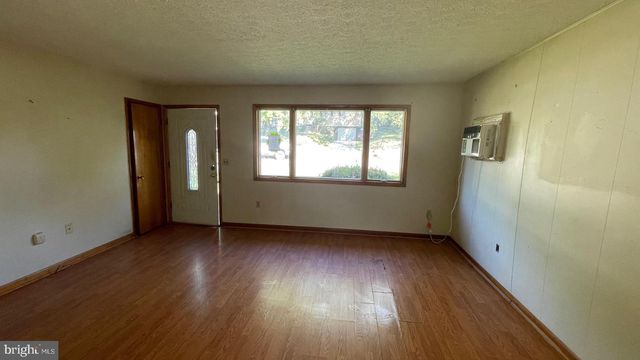 110 HAZELTON DR, Keyser, WV 26726